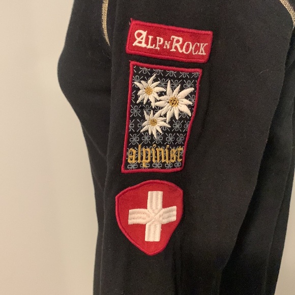 Alp n Rock top - Picture 5 of 14